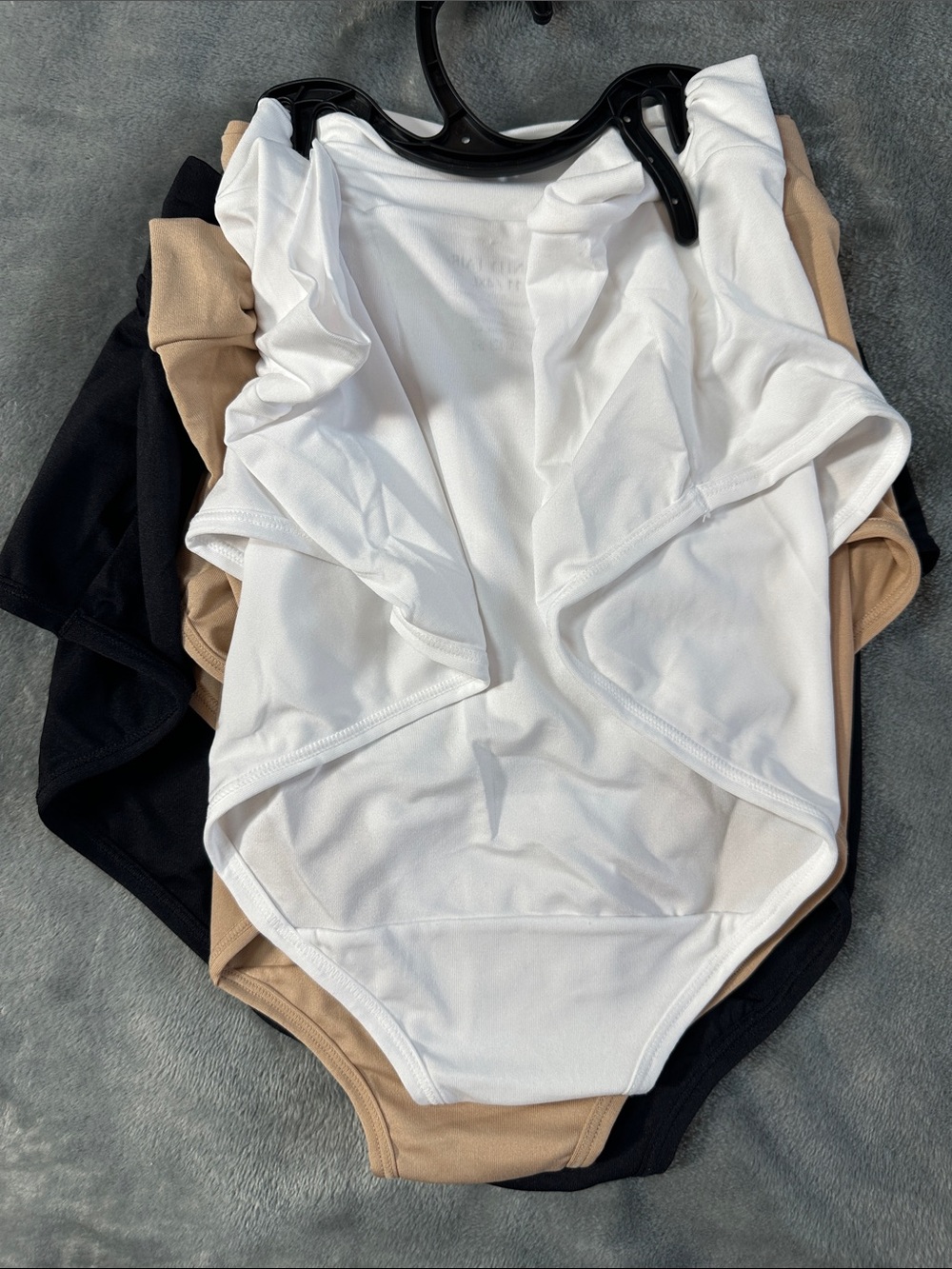 NWT Vanity Fair Black & Nude & White V-Front Stretch Briefs - 3 Pack Sz 4X 11 - Picture 2 of 5